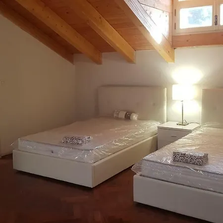 Giudici - 8 La Nave Apartment