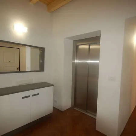 Giudici - 8 La Nave Apartment *